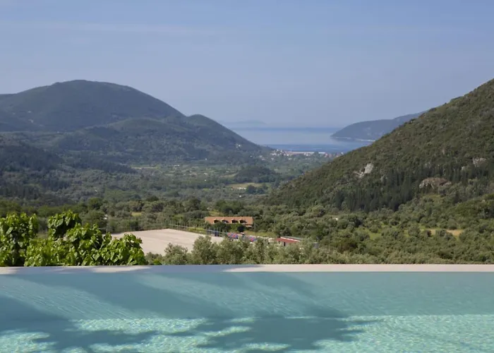 Panoutsis - Lefkada فيلة Sívros